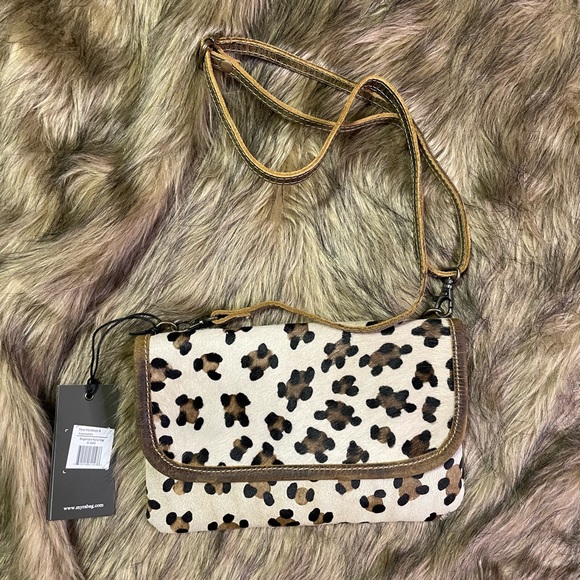 NWT leopard print genuine hair on hide and leather - Picture 1 of 3